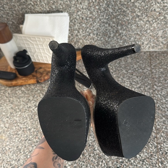 7 inch black sparkle Pleaser heels - Picture 4 of 6